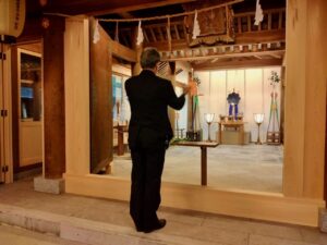 射水神社にて玉串を奉奠させていただきました。