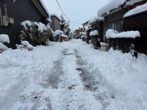 自宅前の除雪・・・。